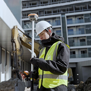 CHCNAV i73+ GNSS Receiver